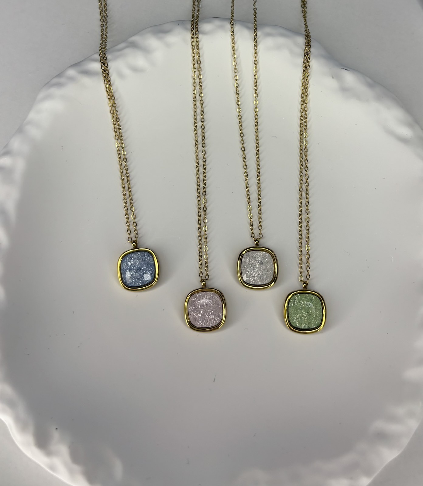4 NECKLACE OJITO - Image 1